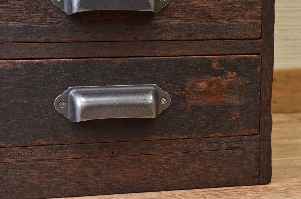 アンティーク家具　使い込まれたアンティーク小引き出し