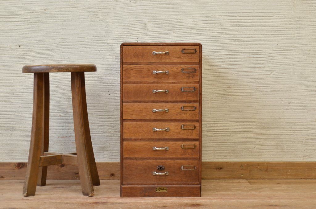 アンティーク家具　古いナラ材のネームプレート付きアンティーク小引き出し