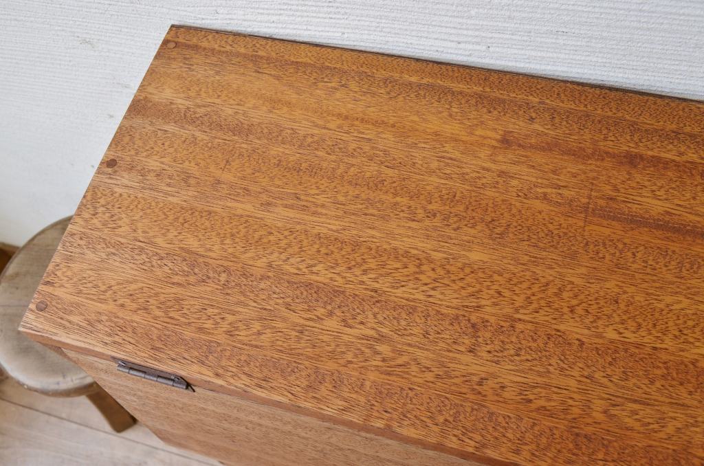 アンティーク家具　古材を使って製作したパタパタ収納棚3　(下駄箱)