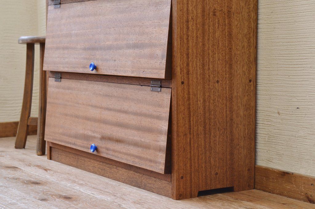 アンティーク家具　古材を使って製作したパタパタ収納棚3　(下駄箱)