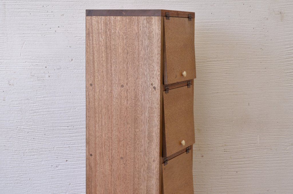 アンティーク家具　古材を使って製作したパタパタ収納棚4　(下駄箱)