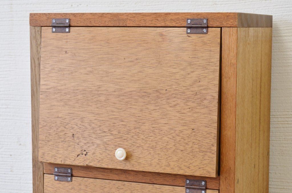 アンティーク家具　古材を使って製作したパタパタ収納棚4　(下駄箱)