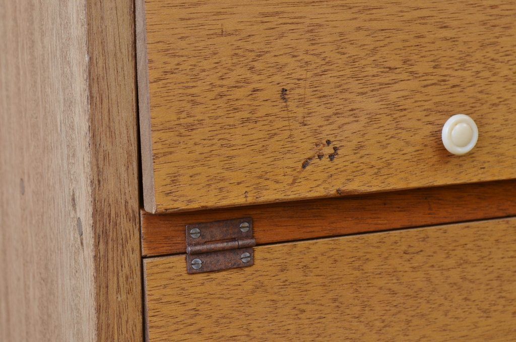アンティーク家具　古材を使って製作したパタパタ収納棚4　(下駄箱)