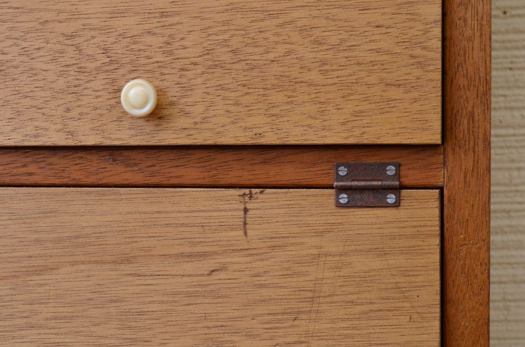 アンティーク家具　古材を使って製作したパタパタ収納棚4　(下駄箱)