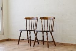 中古　メーカー不明作りの良いスティックバックチェア2脚