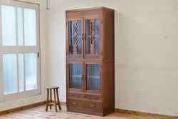 アンティーク家具　☆素敵なデザイン!二段重ねアンティーク収納棚(食器棚)