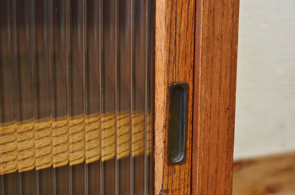 アンティーク家具　前面欅!モールガラスアンティーク収納棚