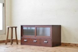 アンティーク家具　古民具　骨董　漆の綺麗なモールガラスローボード