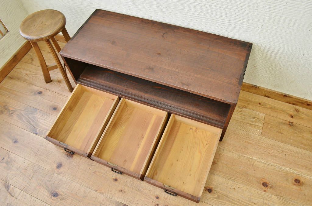アンティーク家具　古民具　骨董　アンティークローボード