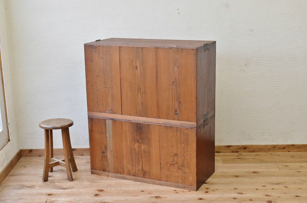 アンティーク家具　☆前面欅!二段重ねアンティークチェスト