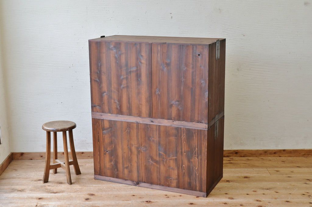アンティーク家具　☆古民具　骨董　二段重ねシンプルな箪笥(チェスト)