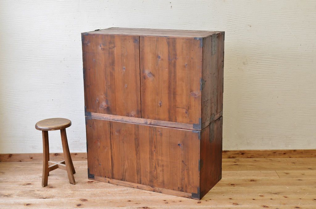 アンティーク家具　☆古民具　骨董　古い欅材の二段重ね時代箪笥