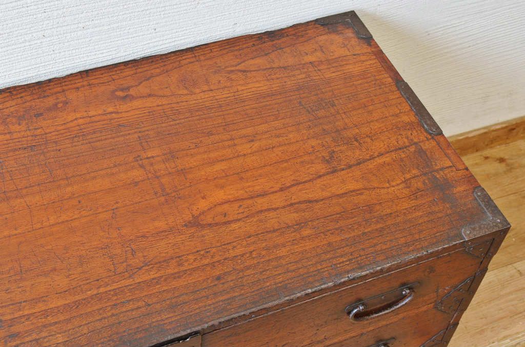 アンティーク家具　古い木の時代箪笥ローチェスト