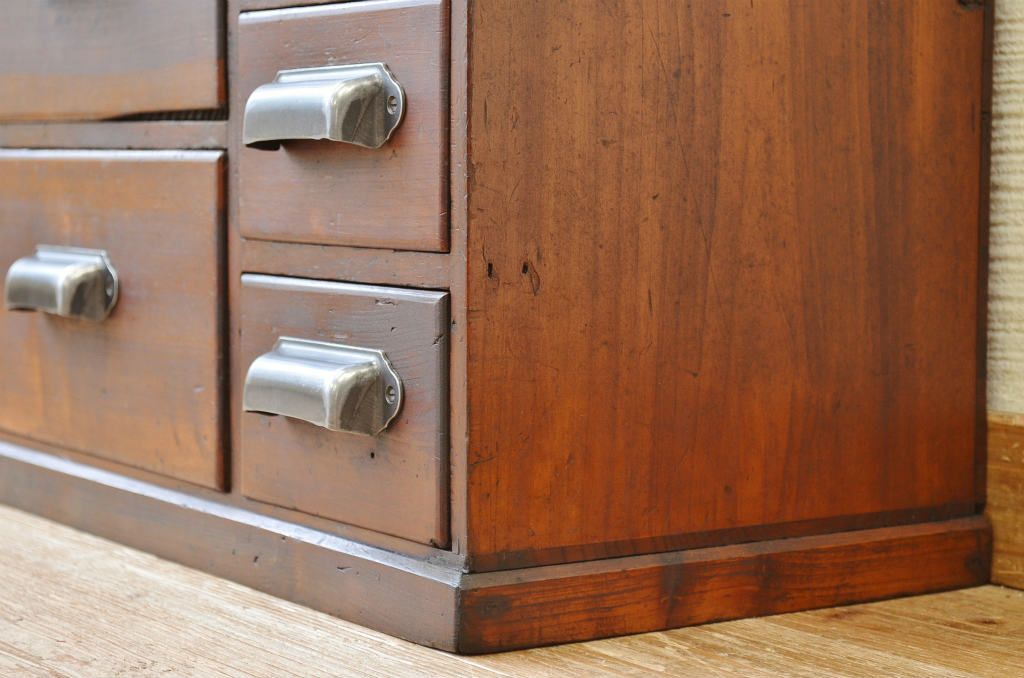 アンティーク家具　古い木のアンティーク小引き出し