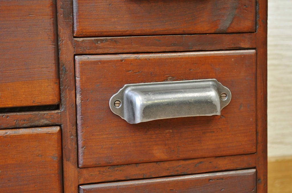 アンティーク家具　古い木のアンティーク小引き出し