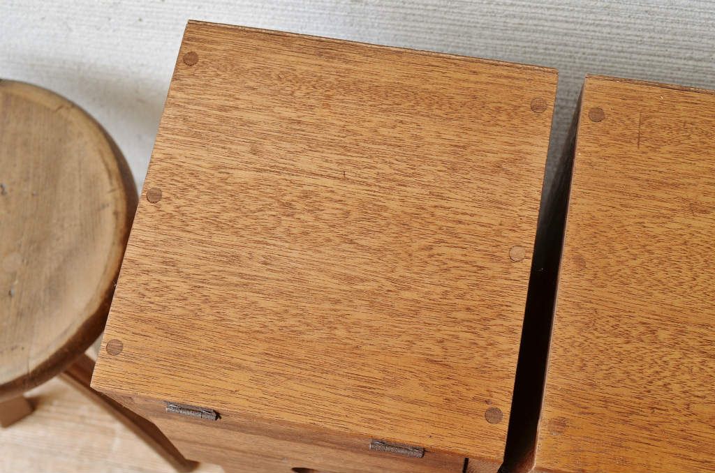 アンティーク家具　古材で製作したパタパタ収納棚2個セット