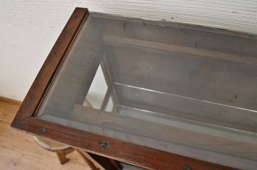 アンティーク家具　古いタバコ屋のアンティークガラスケース2