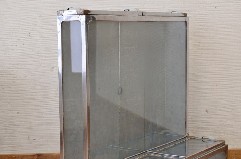 アンティーク家具　古い駄菓子屋のブリキL型ガラスケース3