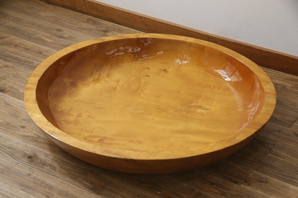 中古　特大!!　楓(カエデ)材　温かみのある色合いが魅力的なくり抜き鉢(こね鉢、ディスプレイボウル、店舗什器)(R-078818)