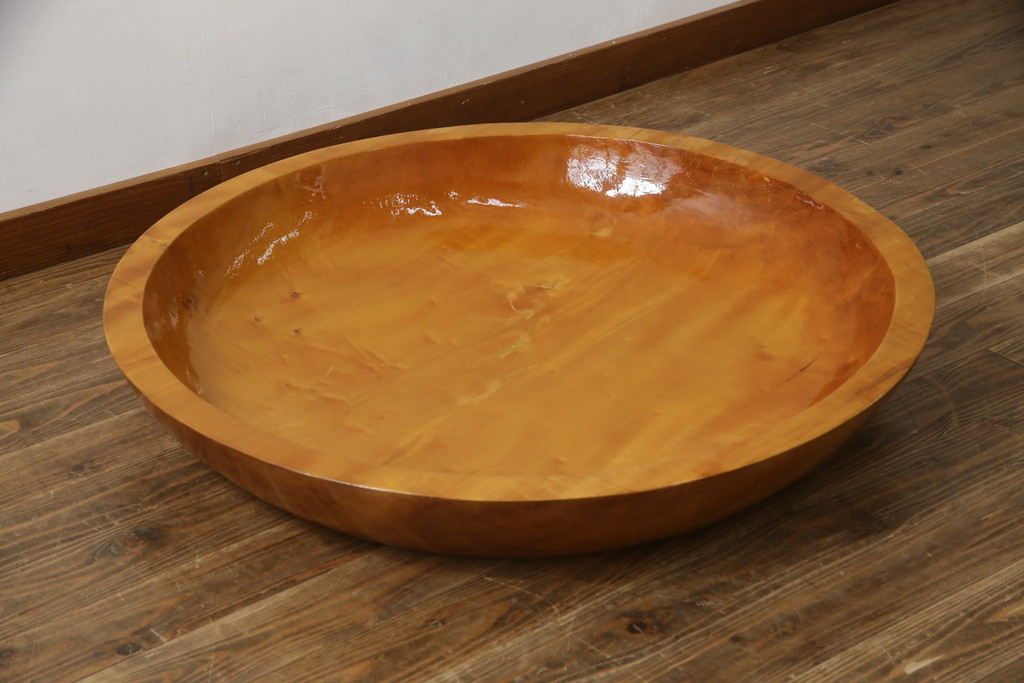 中古　特大!!　楓(カエデ)材　温かみのある色合いが魅力的なくり抜き鉢(こね鉢、ディスプレイボウル、店舗什器)(R-078818)