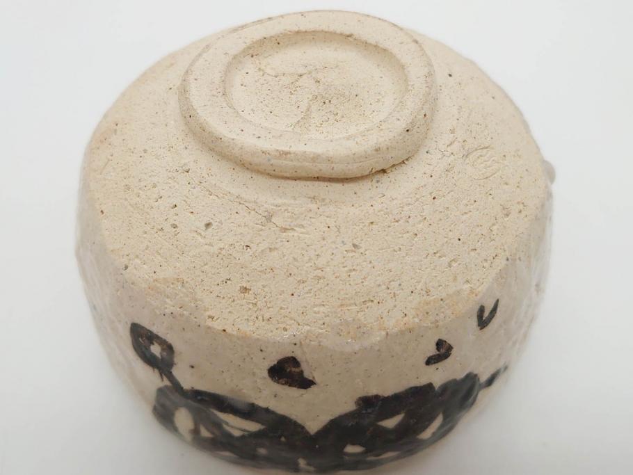 矢野景川　志野茶碗　約12cm　3.9寸　素朴で温かみを感じる抹茶碗(茶器、茶道具、茶陶、三寸九分、和食器、共箱付き)(R-078647)