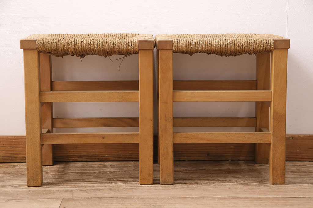 ヴィンテージ　松本民芸家具　初期モデル　ラッシ座面がおしゃれ!素朴な木肌が味わい深いスツール2脚セット(チェア、椅子、ビンテージ)(R-048689)