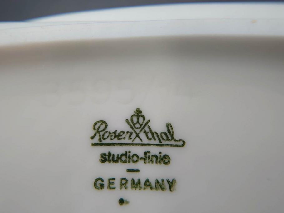 ドイツ　Rosenthal(ローゼンタール)　Studio-linie(スタジオライン)　シンプルながら飾り模様のデザイン性が光るベース2点&プレート7客セット(CLASSIC ROSE、クラシック・ローズ、ゴールドライン、花瓶、花器、花入、花生、磁器、中皿、大皿、洋食器、金彩)(R-078703)