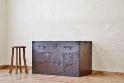 アンティーク家具　傷み有　使い込まれた時代箪笥ローボード1