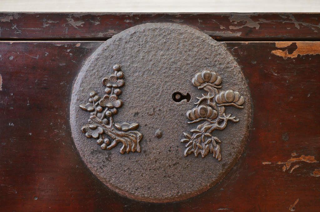 アンティーク家具　傷み有　使い込まれた時代箪笥ローボード1
