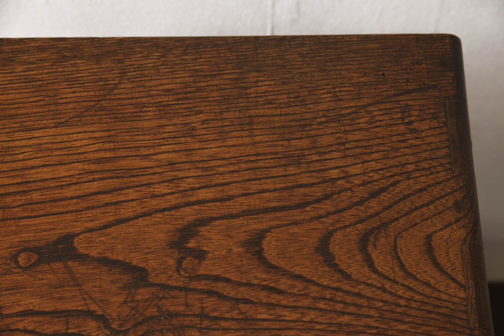 和製アンティーク　前面桑材　内部桐材　木の温かみを感じる色合いが魅力の小引き出し(小物収納、卓上収納)(R-062948)