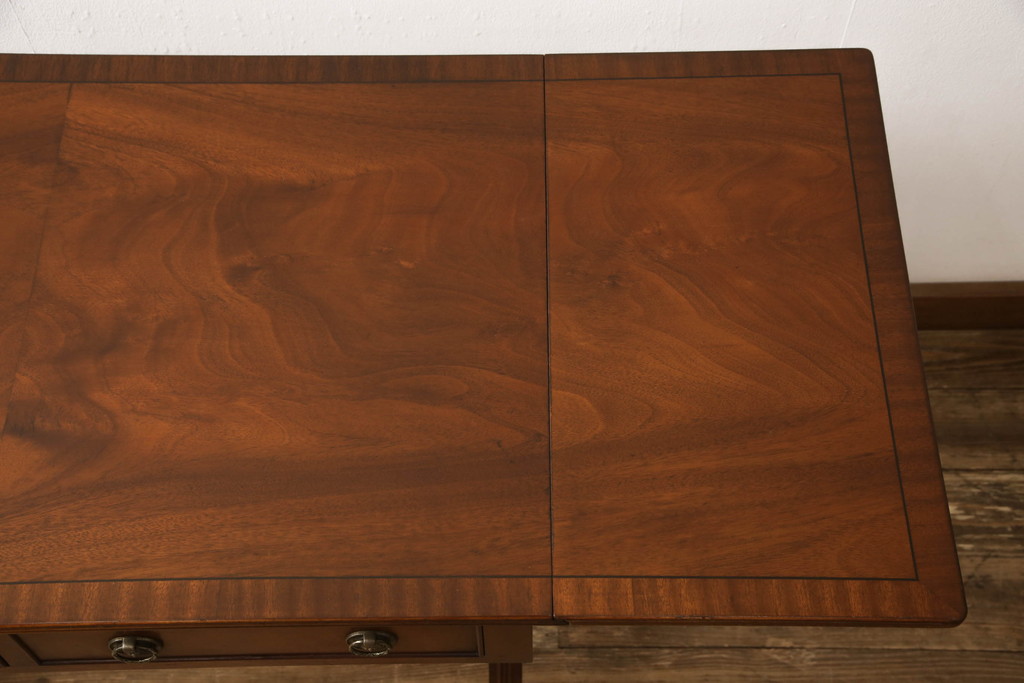 イギリスビンテージ　マホガニー材　脚先のデザインまでかわいい!　キャスター付きバタフライテーブル(サイドテーブル、コンソールテーブル、エクステンションテーブル、ヴィンテージ)(R-060566)