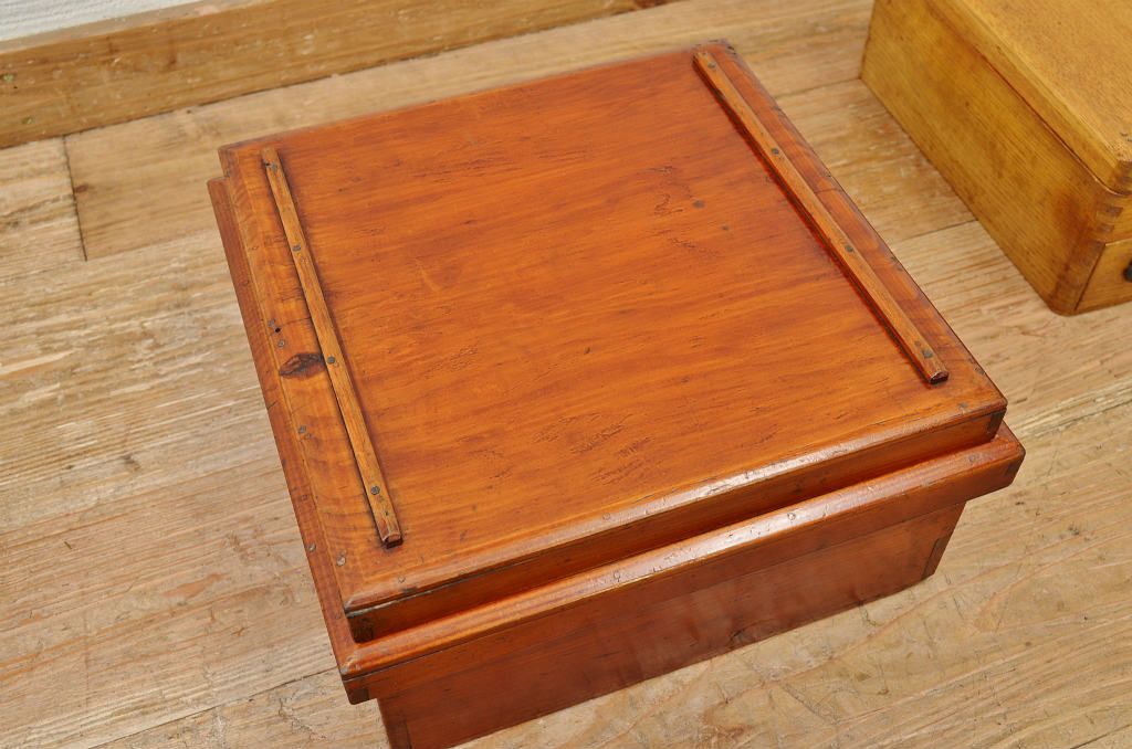 アンティーク家具　かつおぶし削り器　小引き出しなど5(6)点セット