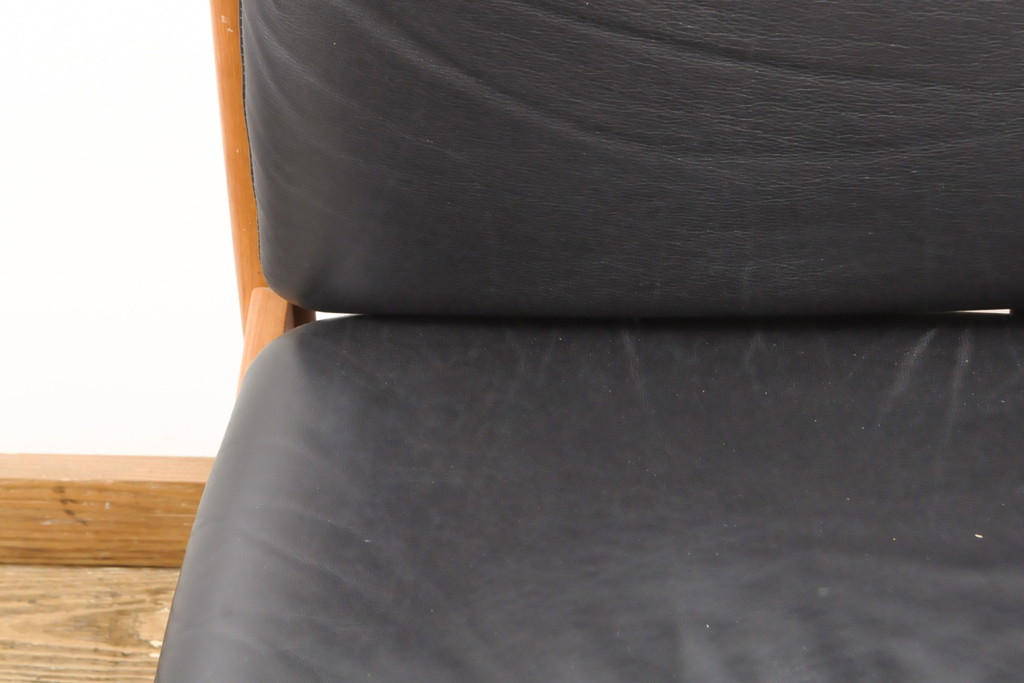 ビンテージ家具　ジャパンヴィンテージ　チーク材　メンズライクスタイルの空間づくりに活躍する本革ダイニングチェア2脚セット(レザー、椅子、イス)(R-058684)