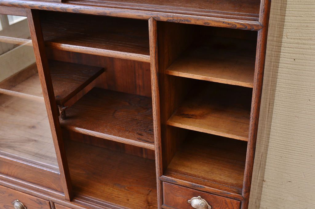 アンティーク家具　最高級!古い栗材と欅材の上質な茶箪笥(収納棚)