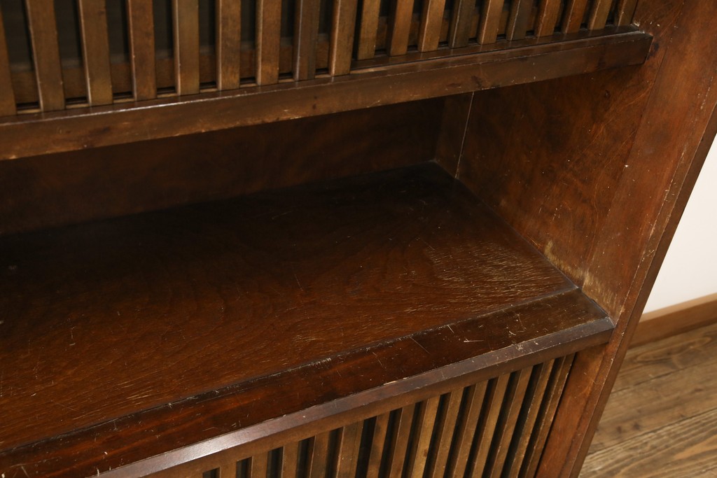中古　九州民芸家具　シックでモダンなデザインのサイドボード(収納棚、戸棚、食器棚、茶棚)(R-059615)