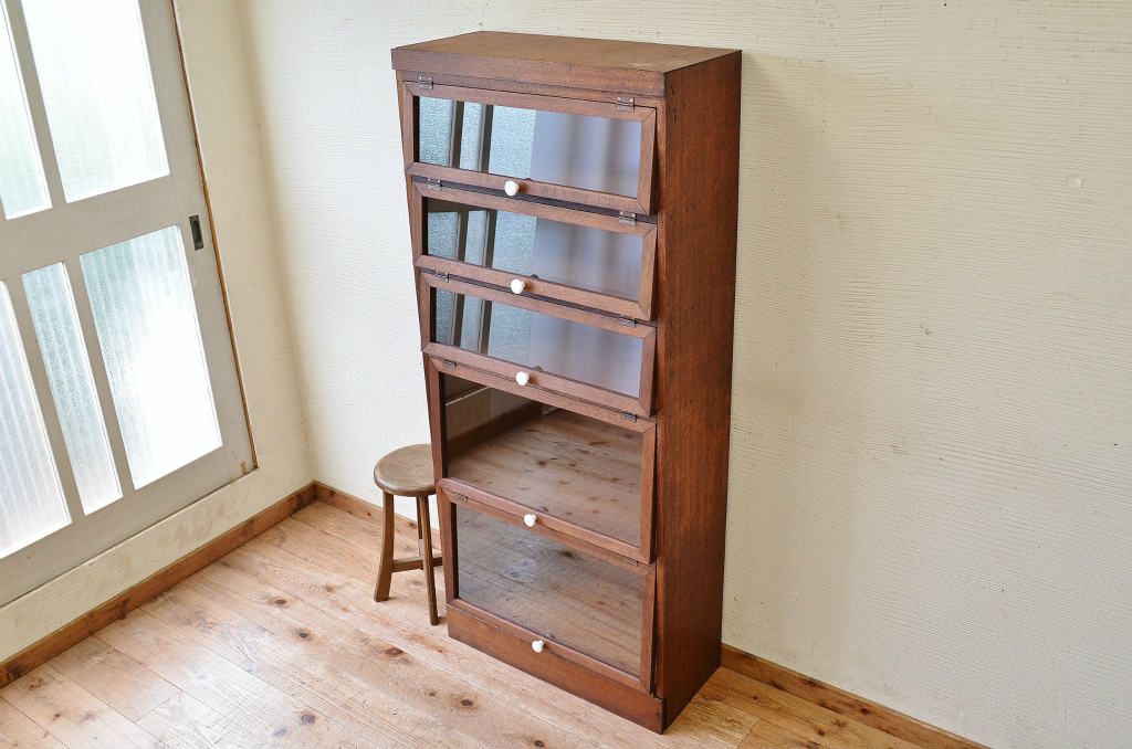 アンティーク家具　古材で作った縦型パタパタ収納棚(下駄箱)