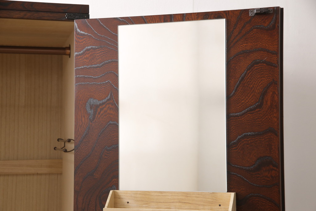 中古　超美品　岩谷堂箪笥　迫力ある木目が印象的なワードローブ(洋服タンス、収納棚)(R-054493)