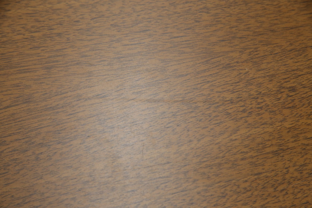 中古　CONDE HOUSE(カンディハウス)　WING LUX LD　ウォールナット材　三角モチーフの脚がお洒落!シンプルな中にこだわりが感じられるダイニングテーブル(6人掛け、8人掛け、食卓、作業台)(定価297,000円)(R-065768)