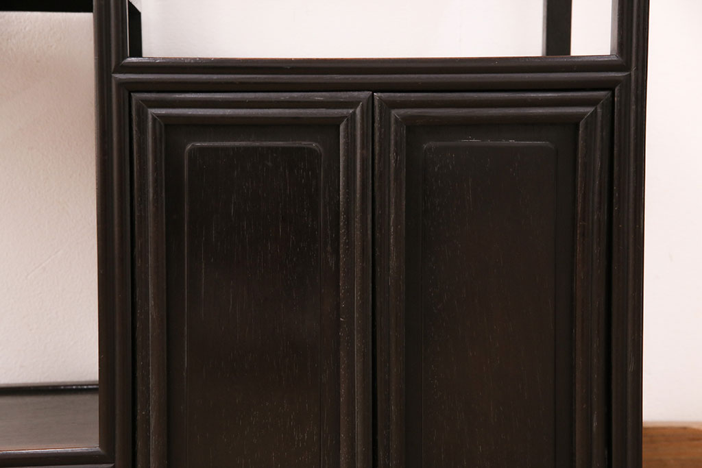 和製アンティーク　シックな佇まいが魅力的な花梨材製の茶棚(茶箪笥、収納棚、飾り棚、カリン材)(R-047276)
