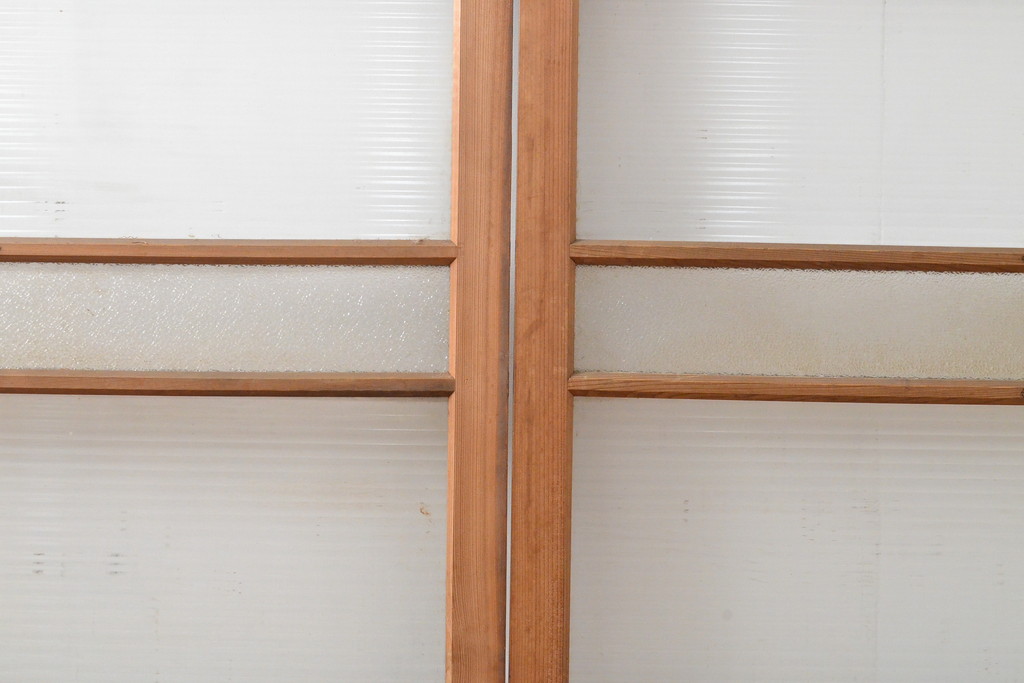 和製アンティーク　レトロな佇まいが昔懐かしいガラス戸2枚セット(引き戸、建具)(R-054195)
