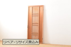 【セミオーダー家具実例】明治期の格子蔵戸に高品質リペアを施しました。ご要望通りの高さ・幅にリサイズし、格子裏にすりガラスをはめ込み。V型戸車・サムターン錠・引手を取り付け。現状の色に赤みを足した色味に着色し、外部用塗装で仕上げました。(引き戸、玄関戸、蔵戸)