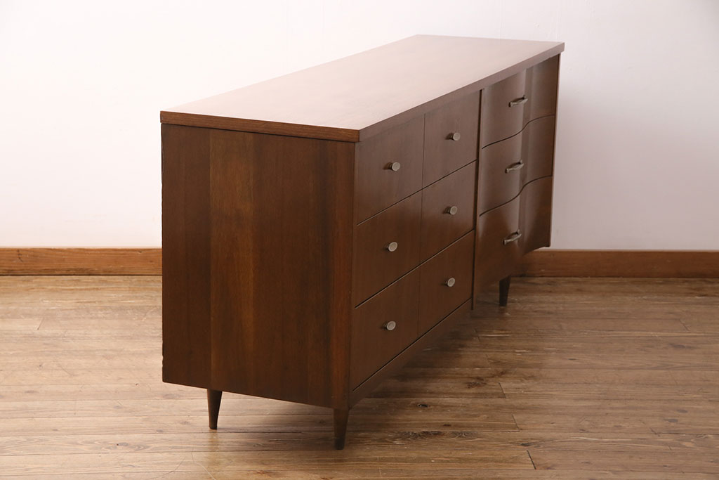 Bassett Furniture Industries Inc. Dresser