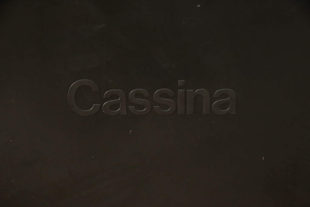 中古　Cassina(カッシーナ)　413　CAB(キャブ)　MARIO BELLINI(マリオベリーニ)　シンプルモダンな空間づくりに活躍するアームチェア(ダイニングチェア、椅子、イス)(定価約38万5千円)(R-069822)