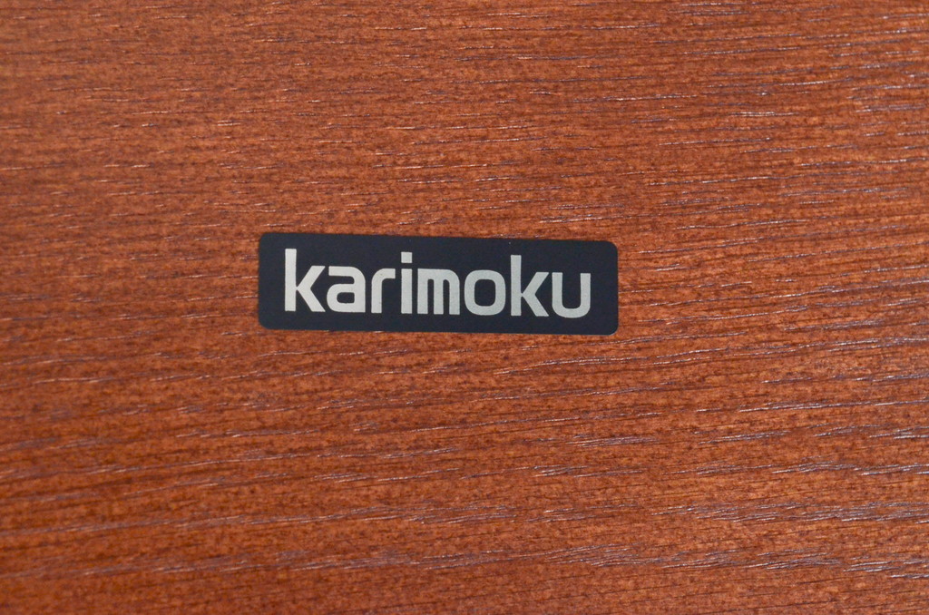 中古　カリモク家具(karimoku)　DT8511　シンプルなシルエットが魅力的なダイニングテーブル(食卓、作業台、机、4人掛け、6人掛け)(定価約12万円)(R-077726)