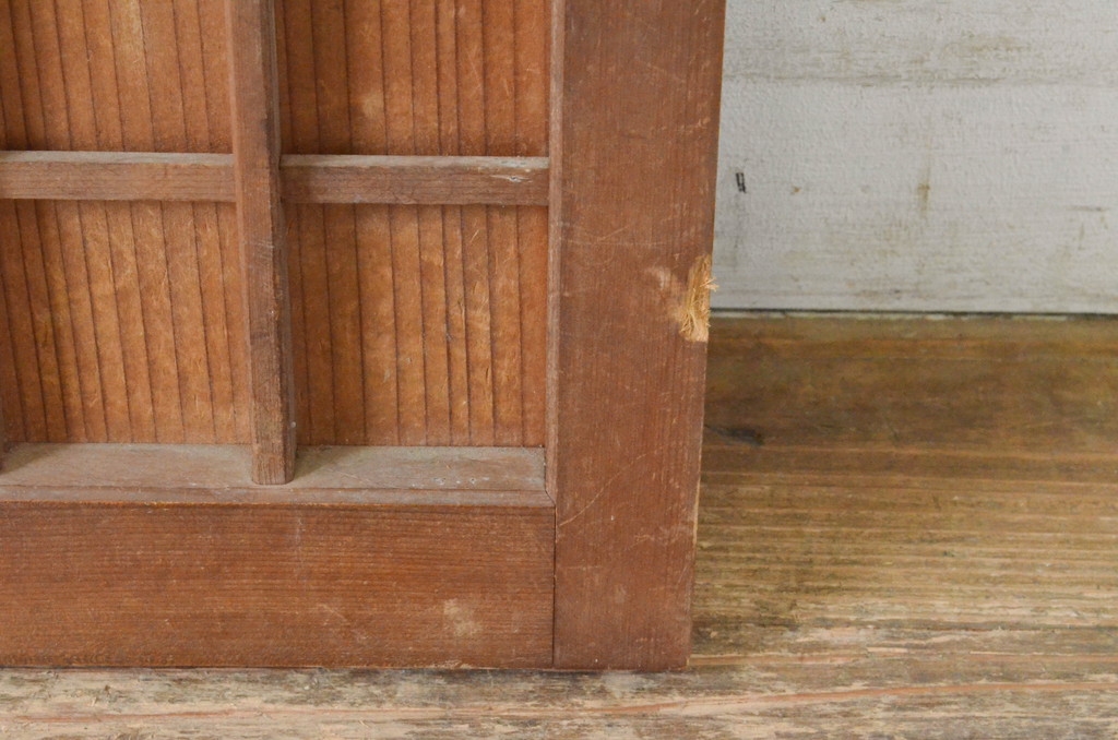 アンティーク建具　縦でも横でも使えるマス目(升目)格子の小さな扉1枚(窓、木製戸)(R-065342)