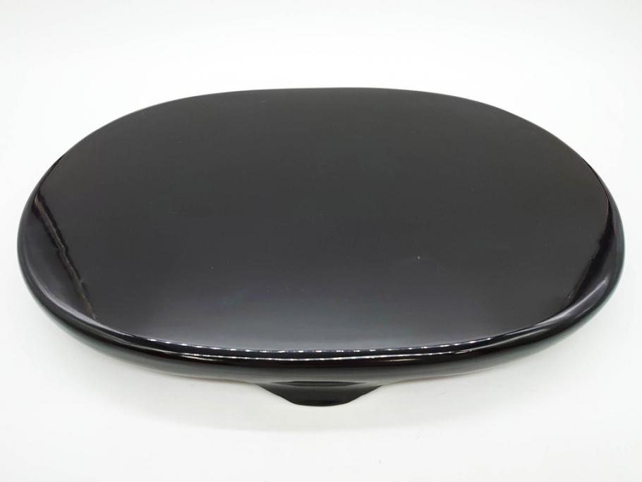 上手物　明治金工師　磯崎美亜　瞳銀製　高さ 約26cm　重量 約1.96kg　しなやかな鹿の造形が見事な置物(海野美盛門下、シカ、共箱付き、台付き)(R-078766)