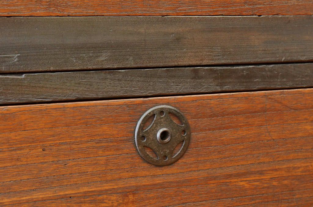 アンティーク家具　☆モダンな二段重ね時代箪笥