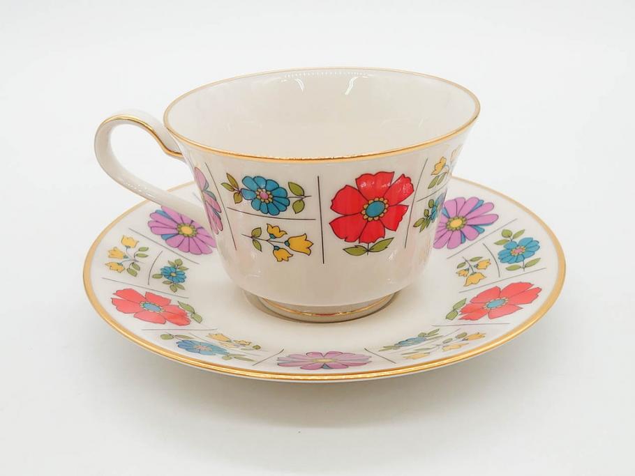 ノリタケ NORITAKE アイボリーチャイナ ポップでレトロな花柄が ノリタケ NORITAKE アイボリーチャイナ ポップでレトロな花柄が