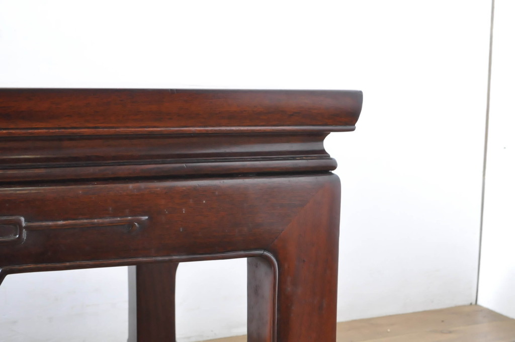アジアンビンテージ　花梨(カリン)材　繊細な彫刻が見事なローテーブル(センターテーブル、リビングテーブル、ヴィンテージ)(R-064497)