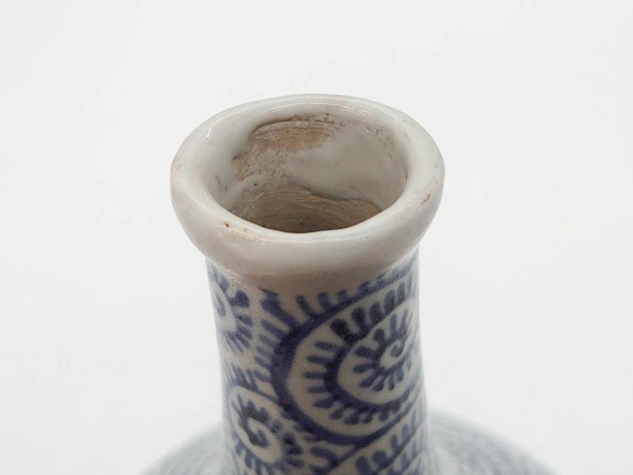 江戸〜明治期　古伊万里　染付　蛸唐草模様が見事な徳利(伊万里、花瓶、花入、花器、酒器、とっくり、和食器)(R-078822)　
